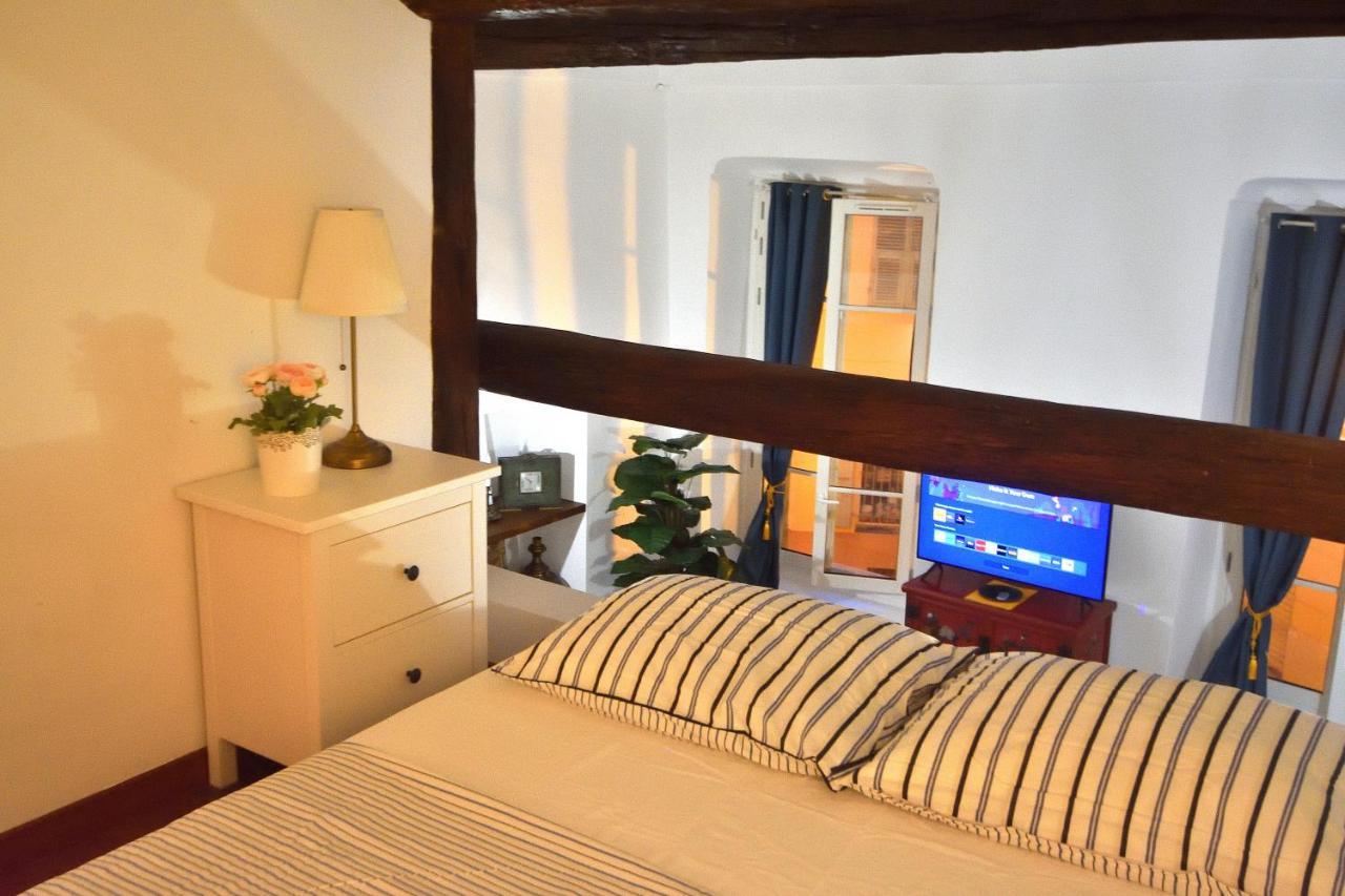 Apartment 33 On The Old Historic Senate Square Nice Exterior foto
